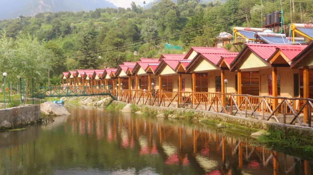 ホテルShivalaya Retreat Manāli エクステリア 写真